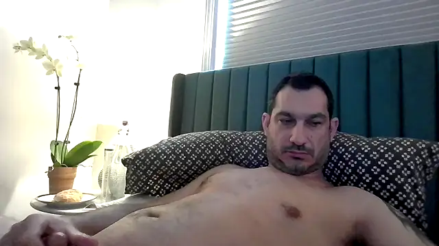 ckraiders84 online show from January 2026 06:46:02 PM