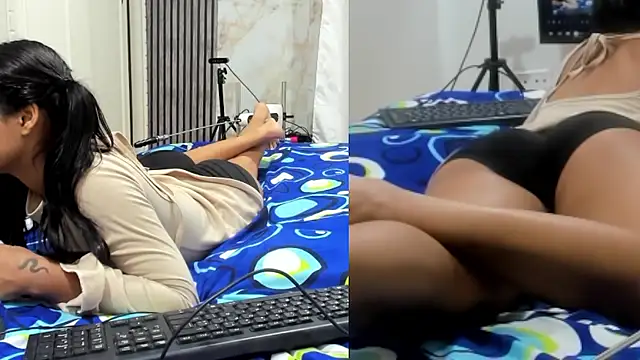 Naeily ebony online show from November 2025 03:17:01 AM