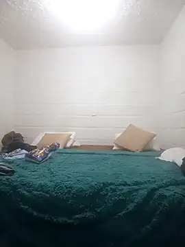 Snapshot of Camila-Valverde chatting on February 2026 05:06:02 PM Camila-Valverde online show from February 2026 05:06:02 PM