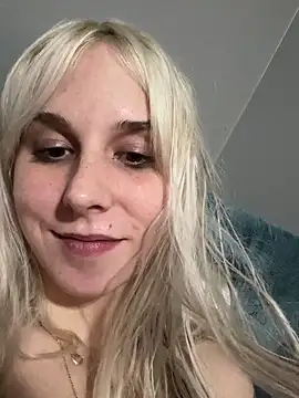 aquakitti777 online show from November 2025 09:59:02 PM