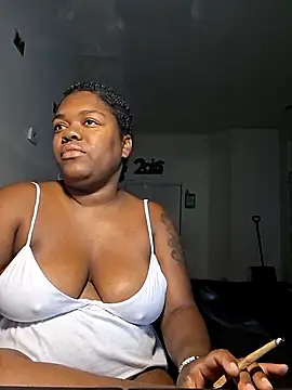 Snapshot of BIGBOOTIBAMBI chatting on July 2026 04:53:01 PM BIGBOOTIBAMBI online show from July 2026 04:53:01 PM