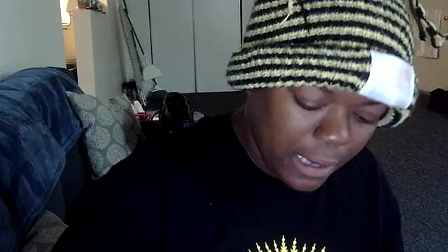 Snapshot of BIGBOOTIBAMBI chatting on July 2026 06:40:01 PM BIGBOOTIBAMBI online show from July 2026 06:40:01 PM