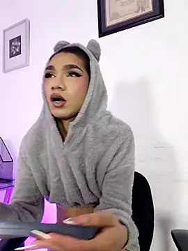 FernandaFox  online show from May 2026 03:46:02 AM