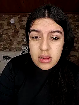 Naaoomii1 online show from November 2025 08:11:01 PM