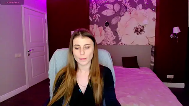 Snapshot of DemmyRose chatting on April 2026 09:28:01 PM DemmyRose online show from April 2026 09:28:01 PM