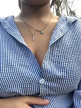 huttonmay358 online show from November 2025 07:08:02 AM