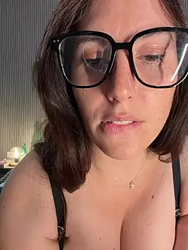MysteryGirl   online show from May 2026 07:28:02 AM