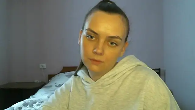 Snapshot of Anna__toth18 chatting on October 2025 07:20:01 AM Anna toth18 online show from October 2025 07:20:01 AM