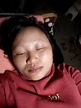 Snapshot of yoyo-mi chatting on April 2026 08:39:01 PM yoyo-mi online show from April 2026 08:39:01 PM