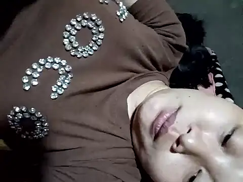 Snapshot of yoyo-mi chatting on April 2026 09:48:01 PM yoyo-mi online show from April 2026 09:48:01 PM