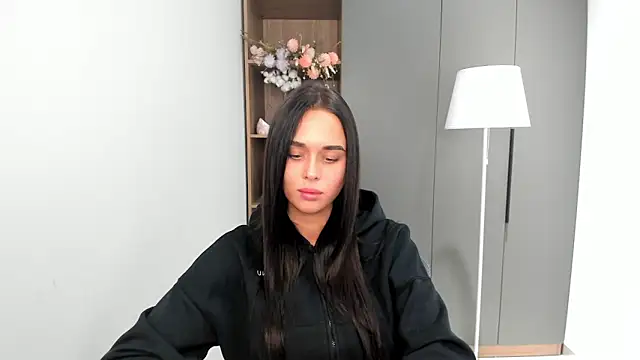 MagdalenWikle online show from October 2025 05:08:01 AM