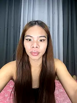 kierra fox online show from December 2025 04:05:01 PM