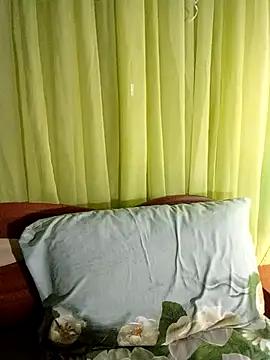 Snapshot of Esenia505 chatting on March 2026 02:48:02 AM Esenia505 online show from March 2026 02:48:02 AM