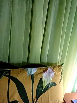 Snapshot of Esenia505 chatting on March 2026 06:52:02 AM Esenia505 online show from March 2026 06:52:02 AM