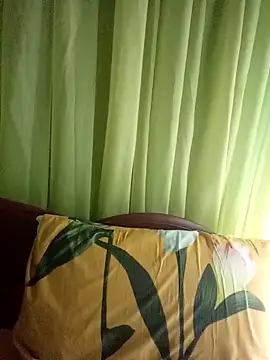 Snapshot of Esenia505 chatting on March 2026 03:18:02 AM Esenia505 online show from March 2026 03:18:02 AM