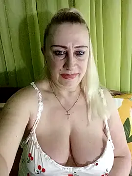 Esenia505 online show from April 2026 02:58:01 AM