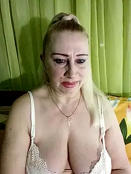 Esenia505 online show from April 2026 02:42:02 AM
