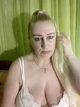 Esenia505 online show from April 2026 02:27:02 AM