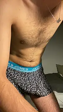 Snapshot of ozysboy chatting on November 2025 05:33:02 PM ozysboy online show from November 2025 05:33:02 PM