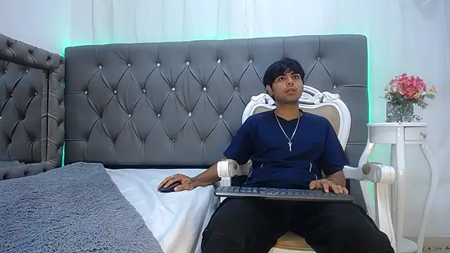 TonnyHawk707 online show from November 2025 11:09:01 AM