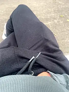 Snapshot of LeoBlaze13 chatting on October 2025 02:29:01 PM LeoBlaze13 online show from October 2025 02:29:01 PM