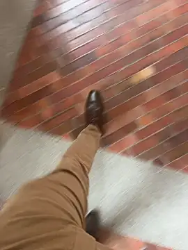 Snapshot of LeoBlaze13 chatting on November 2025 09:26:01 PM LeoBlaze13 online show from November 2025 09:26:01 PM