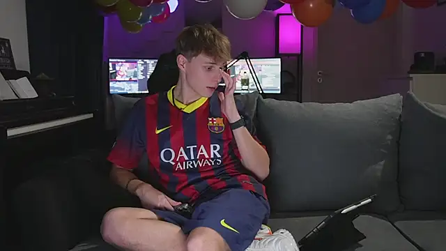 InnocentGuysOF online show from November 2025 07:23:02 PM