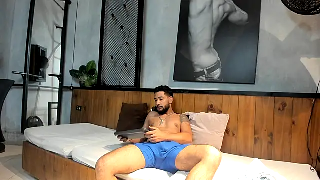 OwenScott online show from November 2025 04:34:01 AM