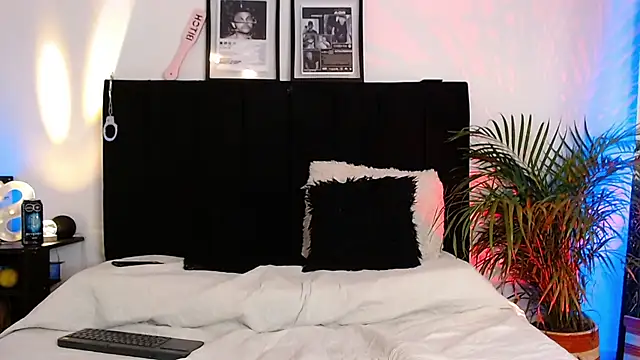 Snapshot of jaiden_thoner chatting on November 2025 06:15:01 AM jaiden thoner online show from November 2025 06:15:01 AM