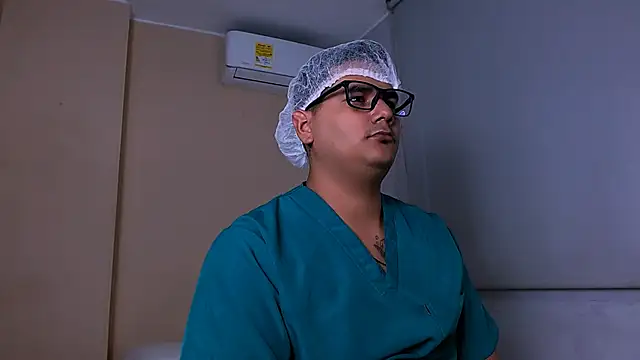 KingMoreno1 online show from November 2025 12:16:01 PM