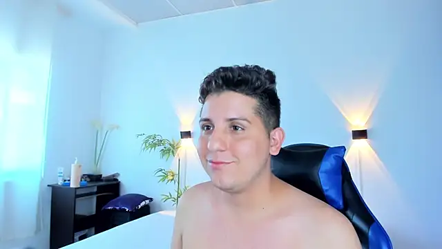 Snapshot of Baex1 chatting on November 2025 02:40:02 PM Baex1 online show from November 2025 02:40:02 PM