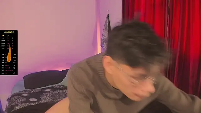 estmonnn online show from November 2025 09:24:02 PM