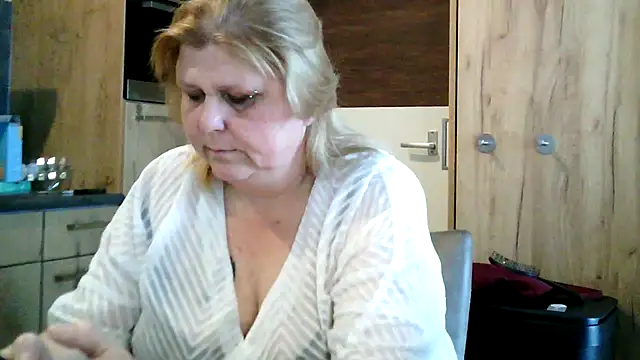 Sylviastar46 online show from March 2026 09:37:02 AM