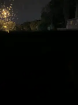 llioo22 online show from February 2026 10:13:01 PM