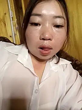 julybe online show from February 2026 05:06:02 AM