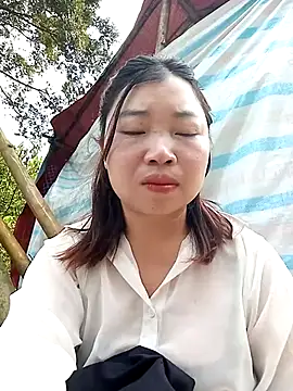 julybe online show from April 2026 08:01:02 AM