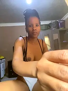 Snapshot of Maahlerh123 chatting on November 2025 02:05:02 PM Maahlerh123 online show from November 2025 02:05:02 PM