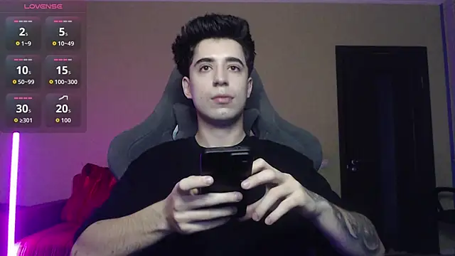 Yofukashii online show from November 2025 11:31:01 AM