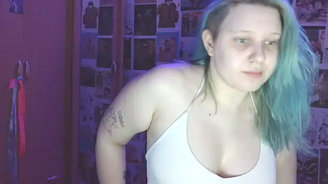 FoxPlayXX online show from June 2026 08:17:01 PM