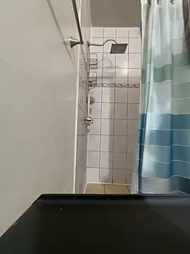 ezrah23 online show from February 2026 07:07:01 PM