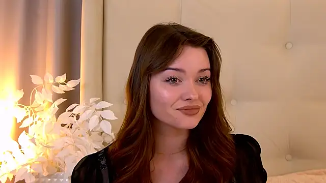 VickiBanx online show from October 2025 07:21:01 AM