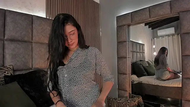 BrigitteVons online show from January 2026 03:00:01 AM