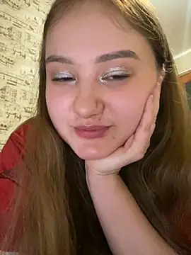 Regina Lynne online show from October 2025 03:13:02 PM