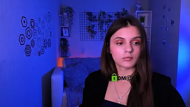 lisa dark  online show from May 2026 10:45:02 AM