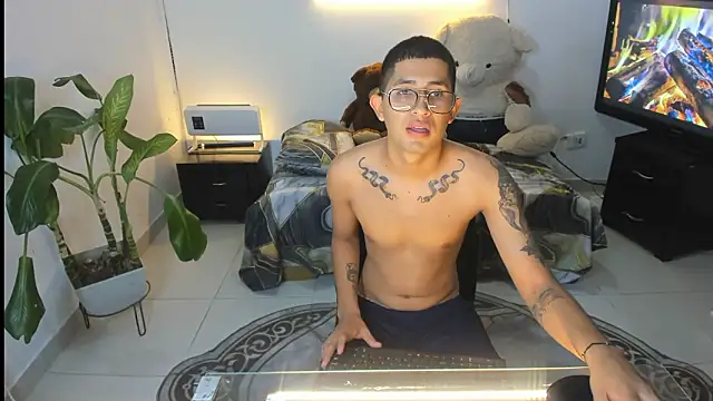 darwinandbrayann online show from March 2026 04:14:02 AM