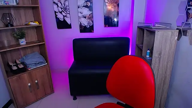 roseefancy19 online show from November 2025 11:21:02 AM