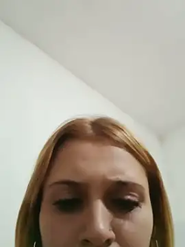 Snapshot of larubia_arg chatting on June 2026 04:12:01 AM larubia arg online show from June 2026 04:12:01 AM