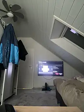 superbertok online show from December 2025 12:47:01 PM