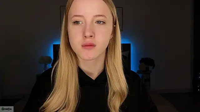 Snapshot of adele_armass chatting on February 2026 08:49:01 PM adele armass online show from February 2026 08:49:01 PM