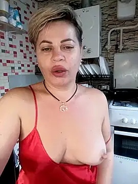 Snapshot of MilkySky chatting on November 2025 07:09:01 AM MilkySky online show from November 2025 07:09:01 AM